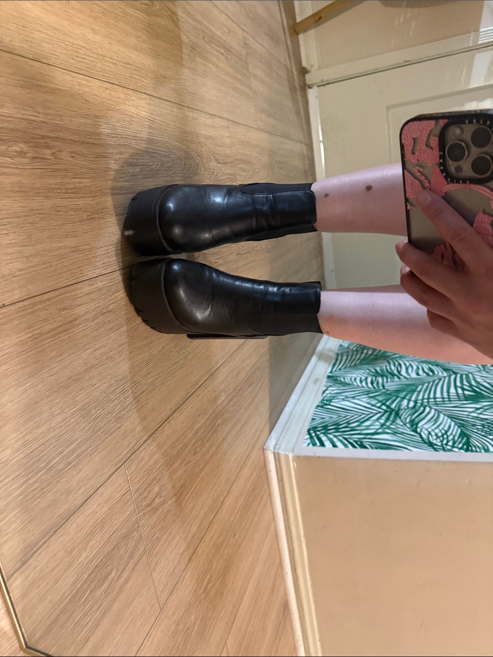 Women’s Black Chunky Heel Chelsea Boots